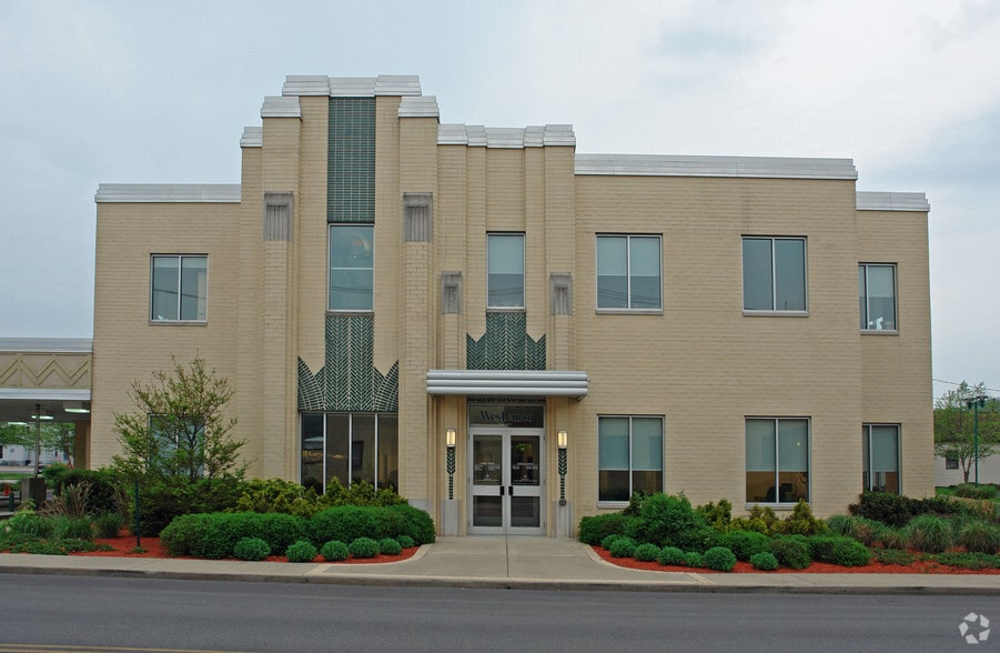 300 Tennesee Ave, Charleston, WV for sale - Building Photo - Image 2 of 14