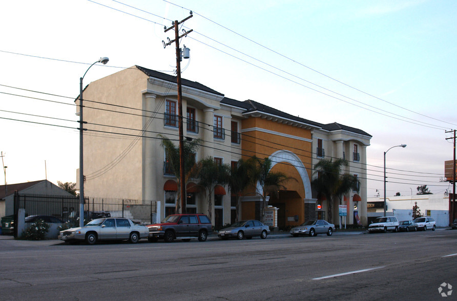 21039-21093 Figueroa St, Carson, CA for lease - Building Photo - Image 2 of 35