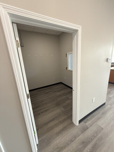 3468-3480 Rochester Rd, Troy, MI for lease - Building Photo - Image 2 of 9