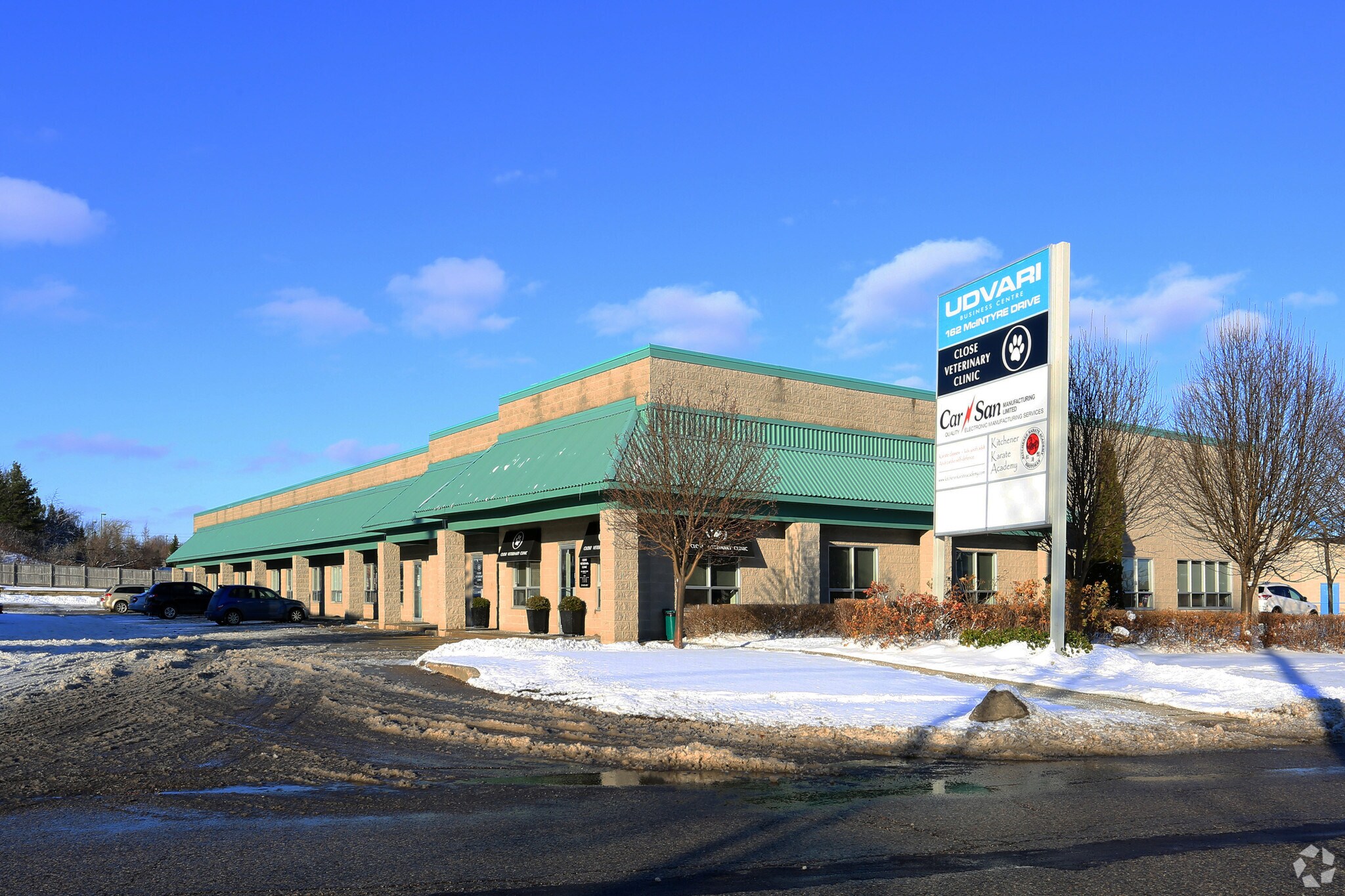 162 Mcintyre Dr, Kitchener, ON for sale Primary Photo- Image 1 of 1