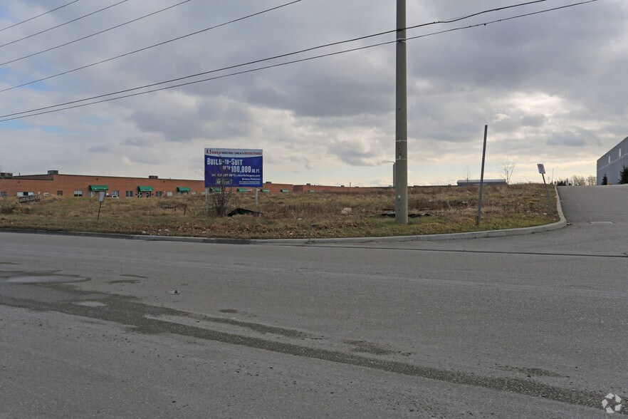 1875 Clements Rd, Pickering, ON for sale - Primary Photo - Image 1 of 1