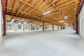1050 University Ave, Morgantown, WV for lease Interior Photo- Image 2 of 9