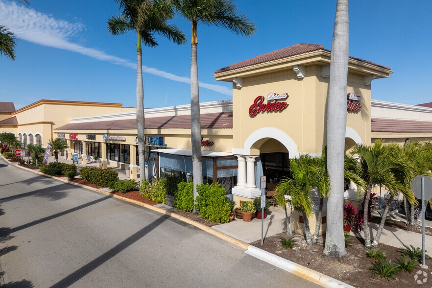 26831-26841 S Tamiami Trl, Bonita Springs, FL for lease - Building Photo - Image 3 of 14