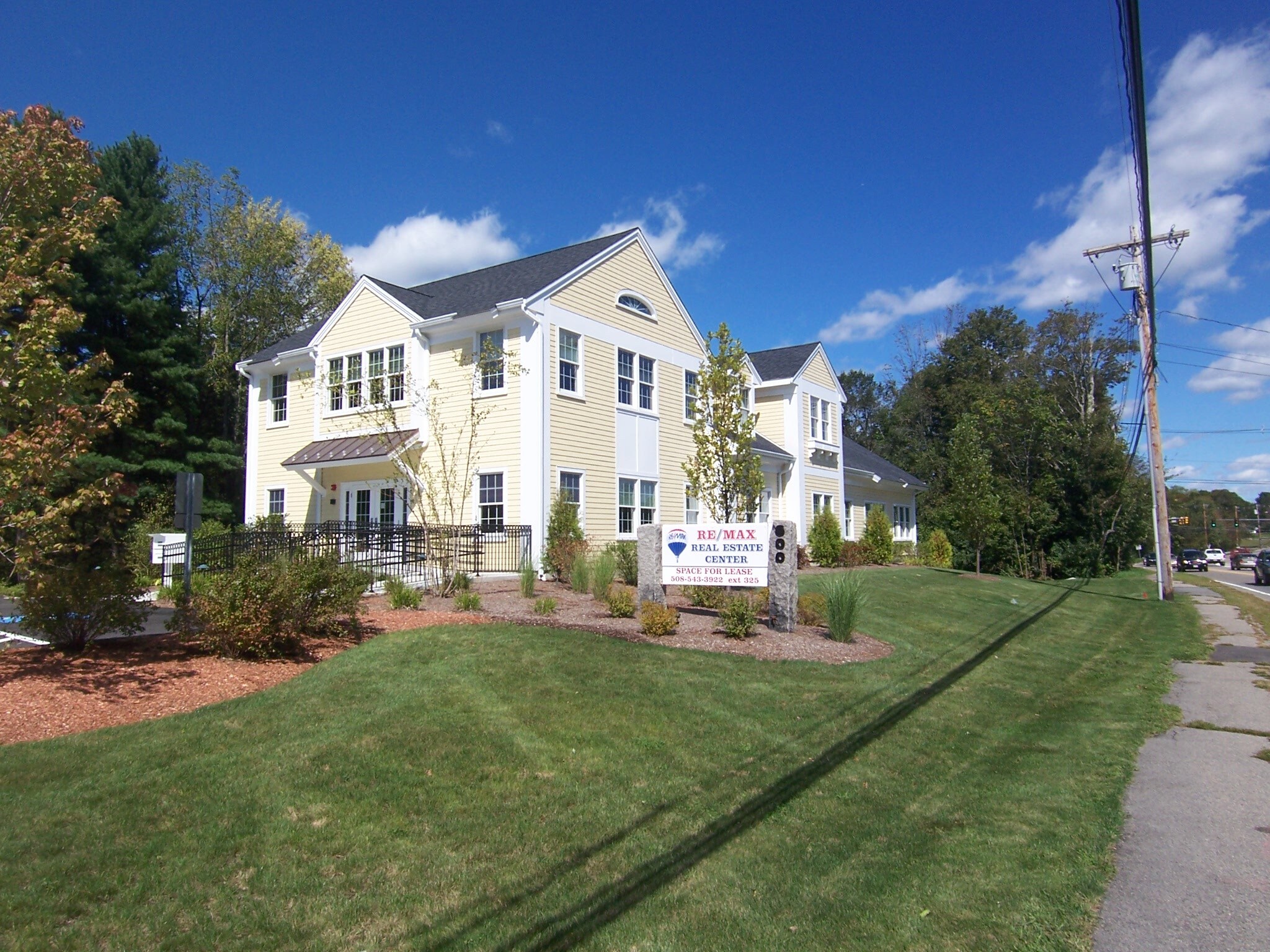 600 Main St, Walpole, MA à louer Photo principale- Image 1 de 18