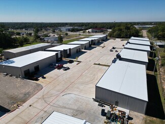 Plus de détails pour 2323 S Houston Ave, Humble, TX - Industriel à vendre