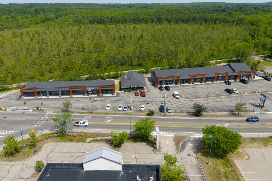193B Wakefield St, Rochester, NH à louer - Photo du bâtiment - Image 2 de 4