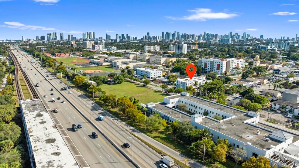 3722 NW 20th Ave, Miami, FL à vendre - Photo du bâtiment - Image 2 de 9