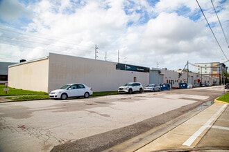 1110 Sligh Blvd, Orlando, FL for lease Interior Photo- Image 2 of 7