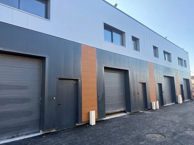 29 Rue Travers Des Champs Guillaume, Cormeilles-en-Parisis à vendre - Photo du bâtiment - Image 3 de 4