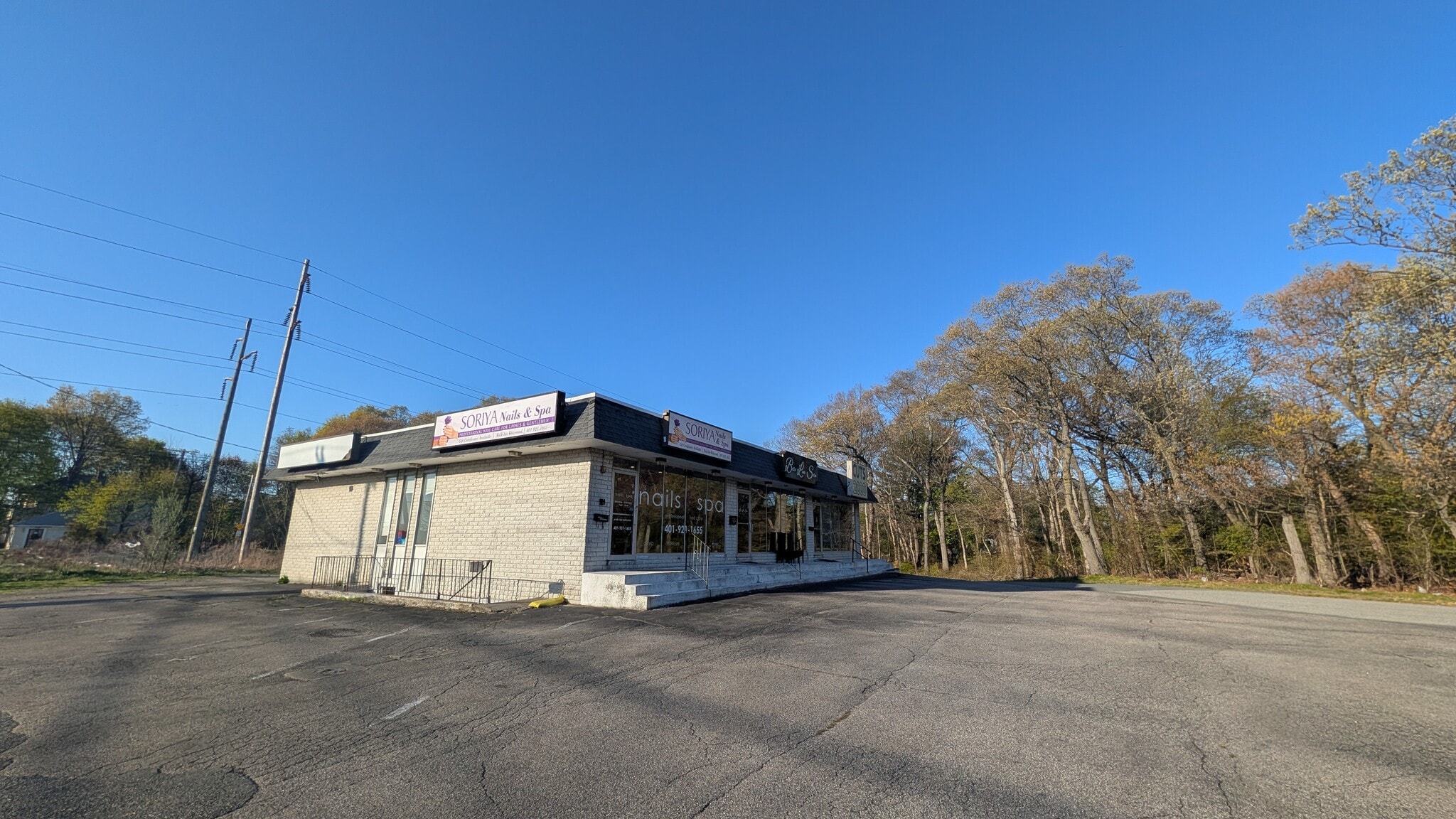 650 Greenwich Ave, Warwick, RI for sale Primary Photo- Image 1 of 9