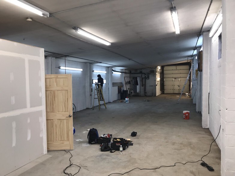 57 Pearl St, Yonkers, NY à louer - Photo intérieure - Image 2 de 5