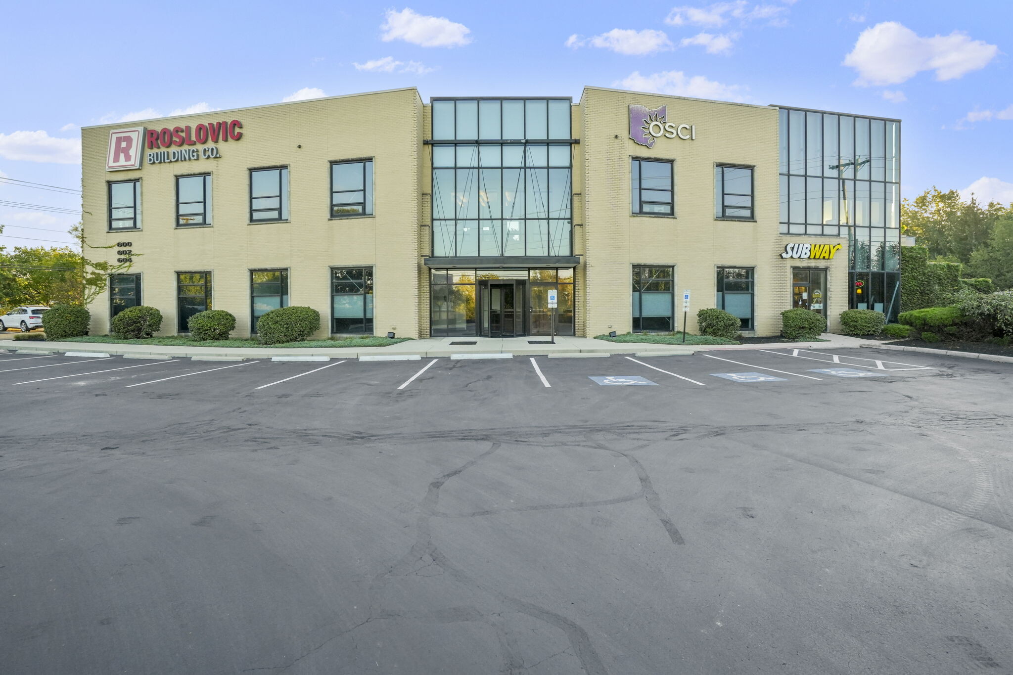 600-604 Morrison Rd, Gahanna, OH for lease Building Photo- Image 1 of 6