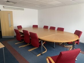 Blackburn Rd, Burnley for lease Interior Photo- Image 1 of 2