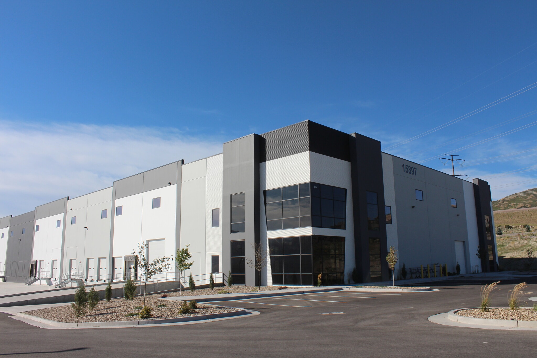 15897 South Axia Drive, Herriman, UT for lease Primary Photo- Image 1 of 7