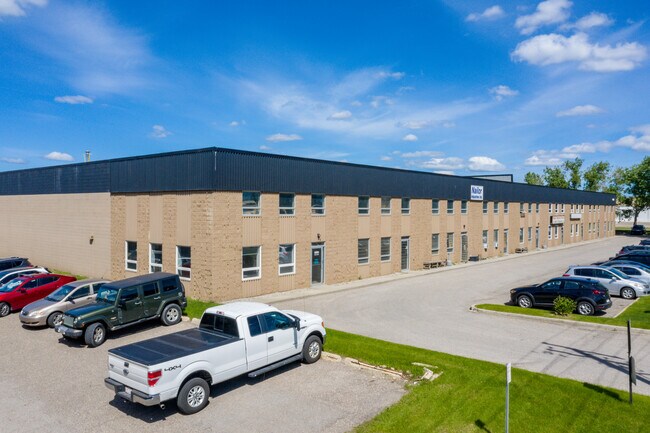 Plus de détails pour 4427 72nd Ave SE, Calgary, AB - Industriel à vendre