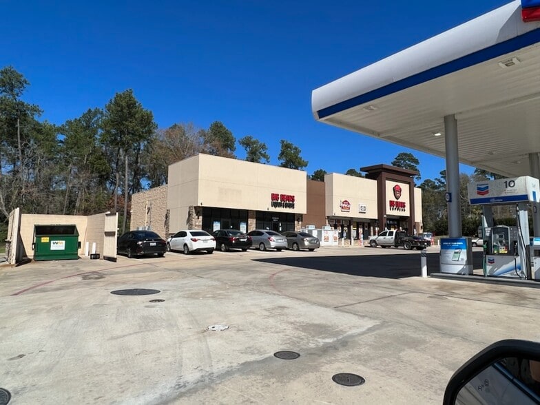 15450 Walden Rd, Montgomery, TX for lease - Building Photo - Image 1 of 6