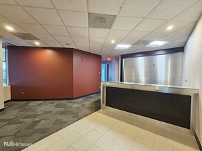 601 Oakmont Ln, Westmont, IL à louer Photo intérieure- Image 1 de 16