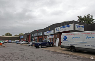 Plus de détails pour 13 London Rd, High Wycombe - Industriel/Logistique à louer