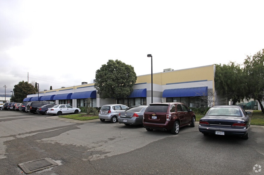 4723 Tidewater Ave, Oakland, CA for lease - Building Photo - Image 1 of 4