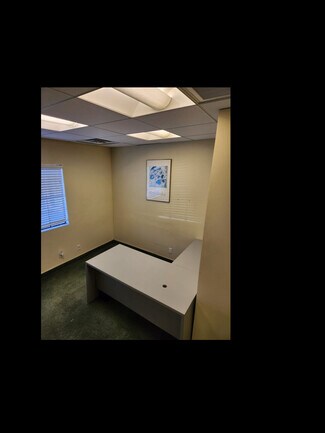 Plus de détails pour 348 E Olive Ave, Burbank, CA - Bureau à louer