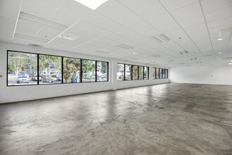 5601 Lindero Canyon Rd, Westlake Village, CA for lease Interior Photo- Image 1 of 3