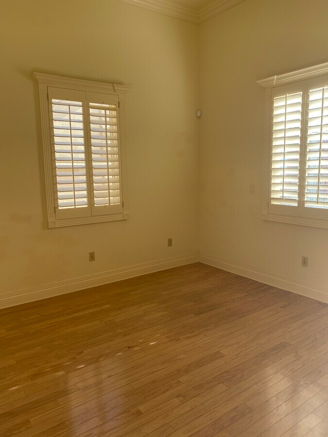 154 N Festival Dr, El Paso, TX 79912 - Unité F - - Photo intérieure - Image 2 of 9