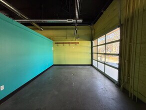 1305 Locust St, Des Moines, IA for lease Interior Photo- Image 2 of 4
