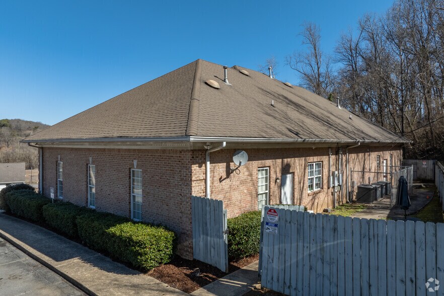 1200 Pineville Rd, Chattanooga, TN à louer - Photo du bâtiment - Image 3 de 17