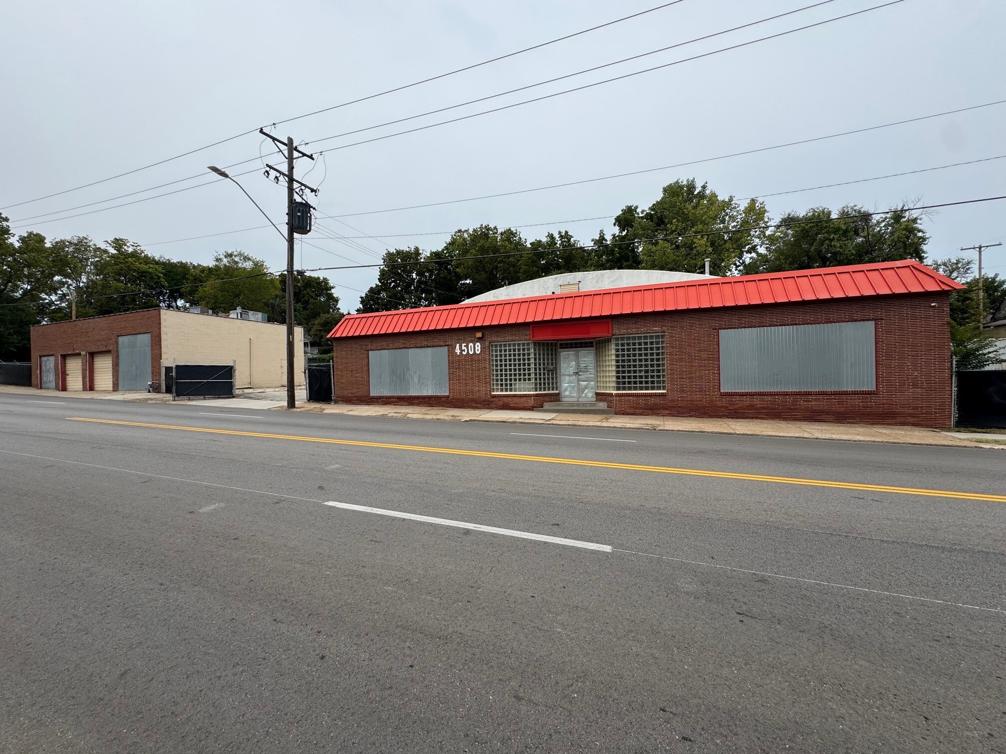 4500-4508 E 27th St, Kansas City, MO for sale Building Photo- Image 1 of 26