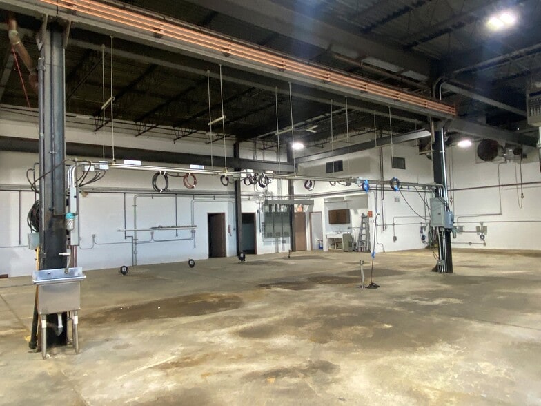 68 Pleasant St, New Rochelle, NY for lease - Building Photo - Image 3 of 24