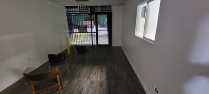 21410 Hart St, Canoga Park, CA for lease Building Photo- Image 2 of 3