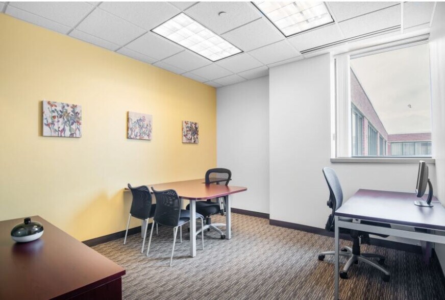 300 Baker Ave, Concord, MA à louer - Photo intérieure - Image 3 de 6