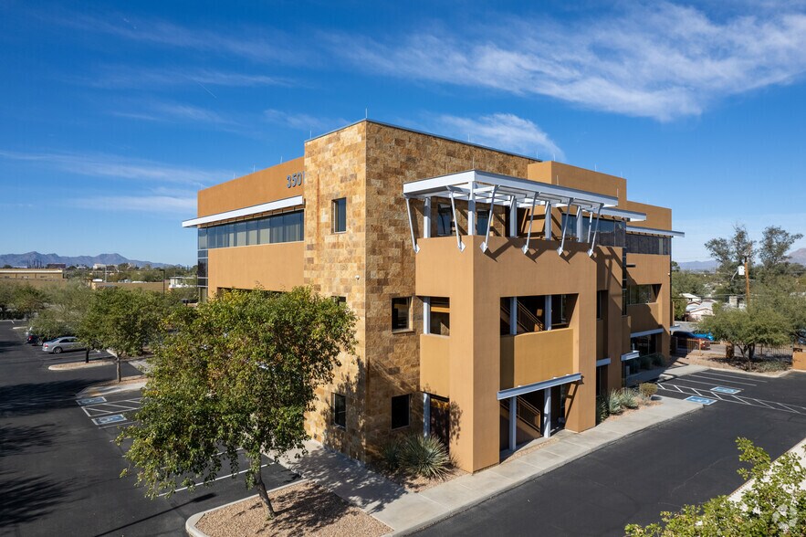 3501 E Speedway Blvd, Tucson, AZ à louer - Photo du bâtiment - Image 2 de 6