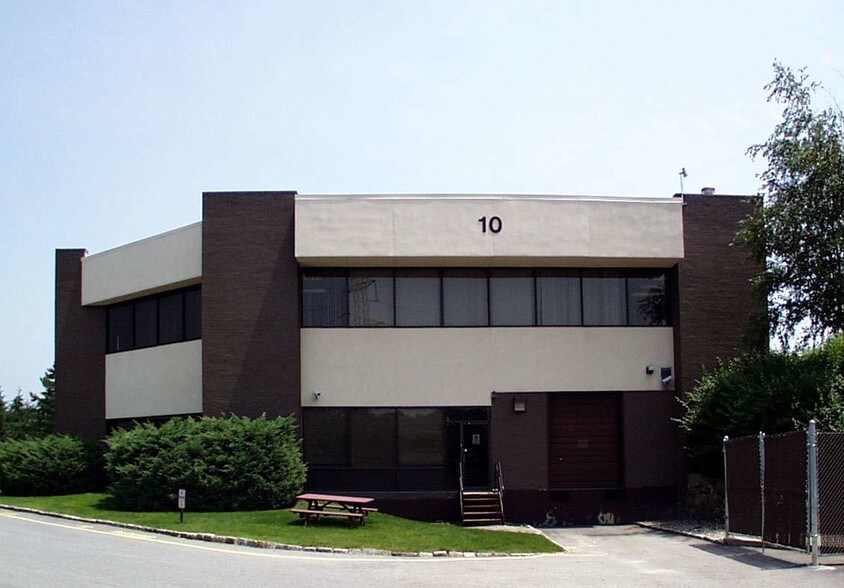 10 Skyline Dr, Hawthorne, NY à louer - Autre - Image 2 de 4