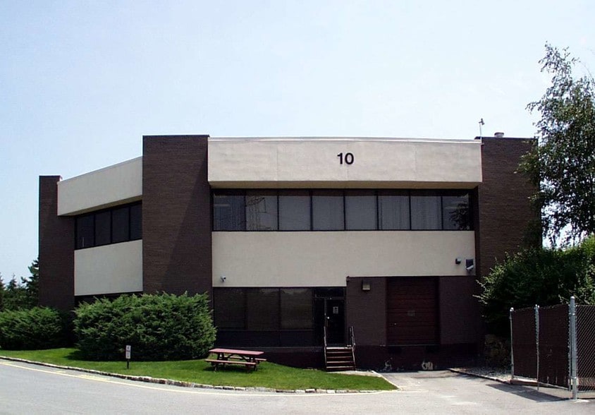 10 Skyline Dr, Hawthorne, NY for lease - Other - Image 2 of 4