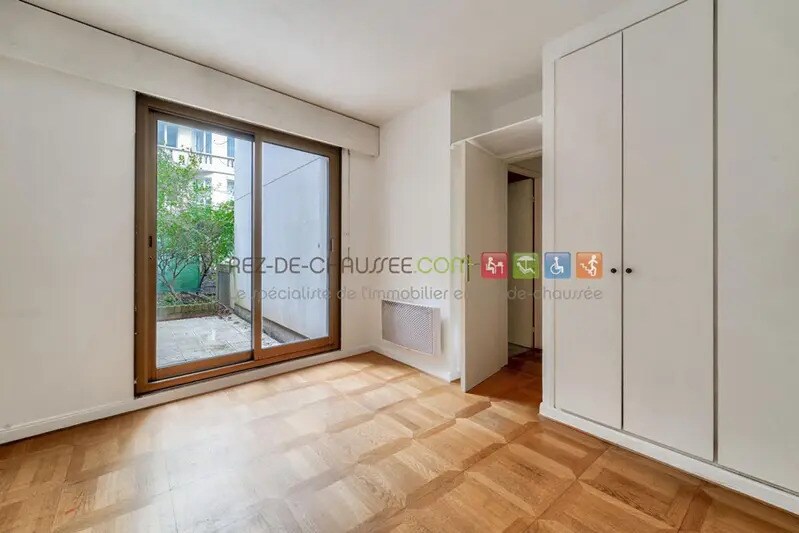 Office in Paris for sale - Building Photo - Image 3 of 22