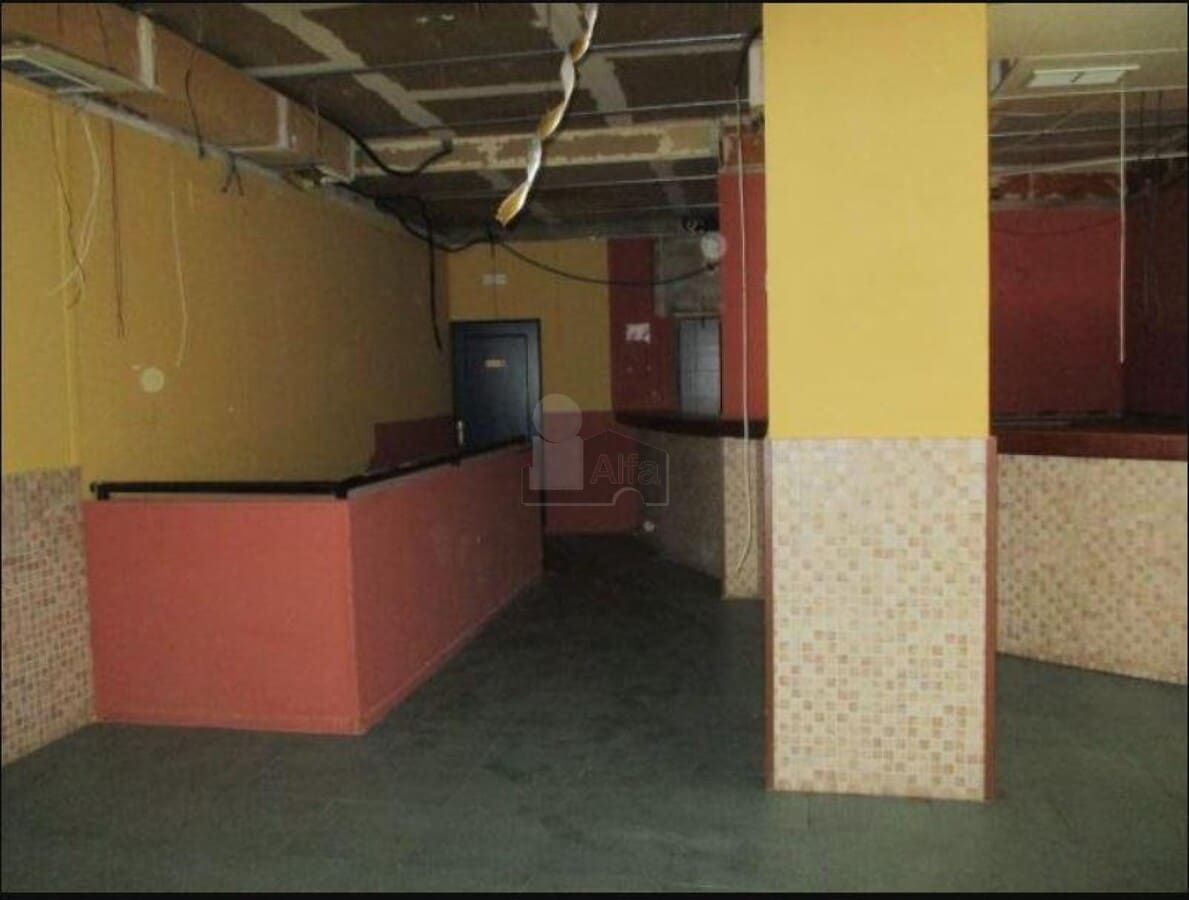 Azuqueca de Henares, GUA 19200 - Unit 01 - - Interior Photo - Image 1 of 6