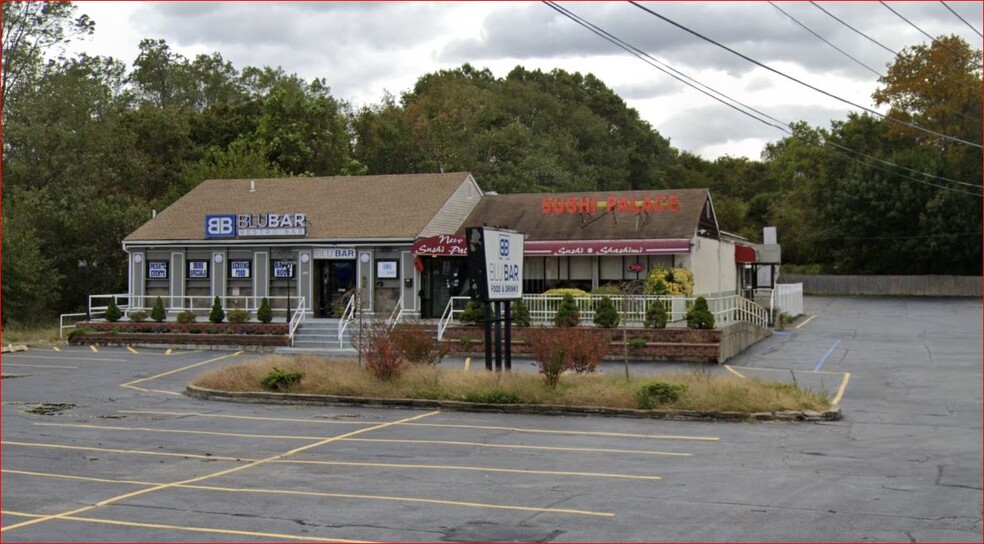 1702 Middle Country Rd, Centereach, NY for sale - Building Photo - Image 1 of 5