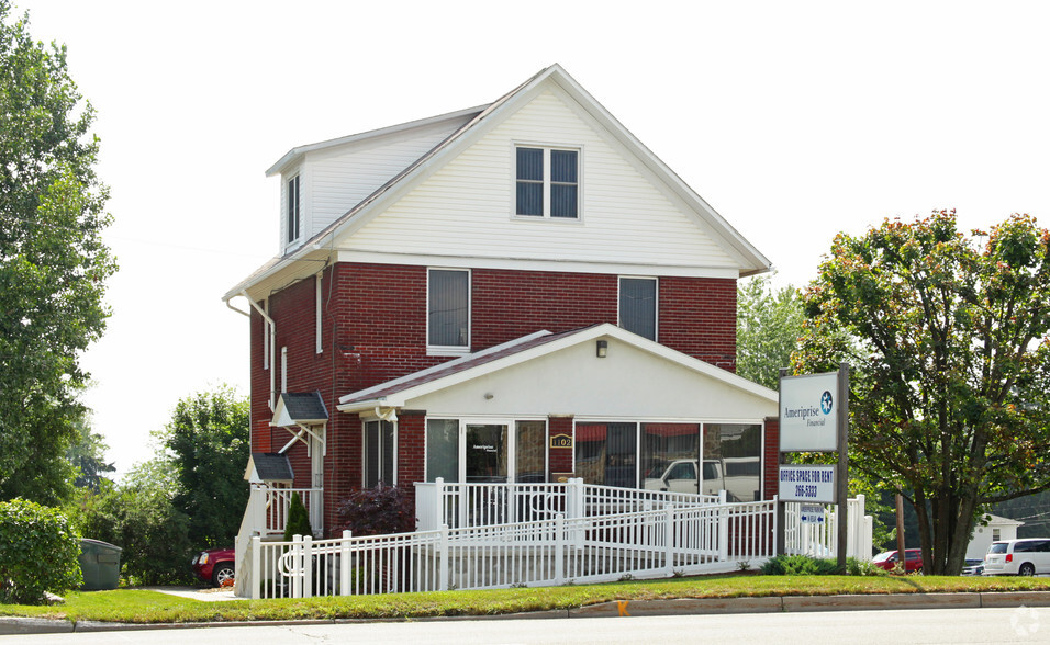 1102 Scalp Ave, Johnstown, PA à vendre - Photo principale - Image 1 de 1