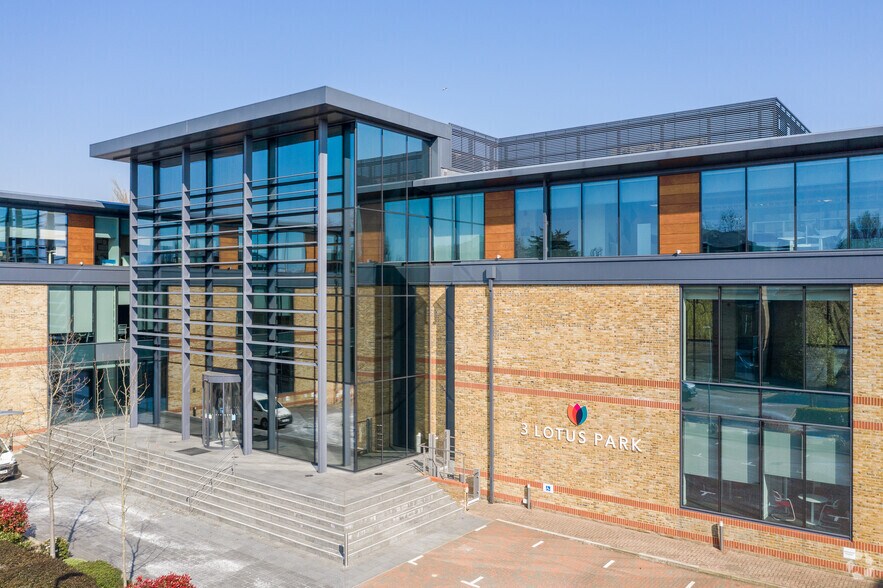 The Causeway, Staines à louer - Photo du bâtiment - Image 3 de 30