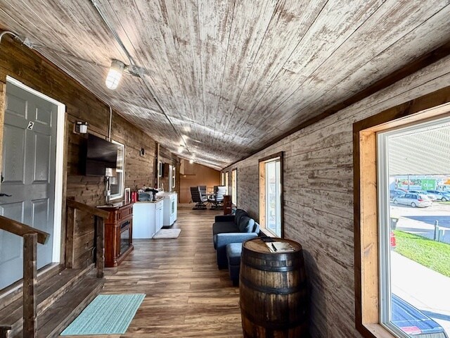 111 E Grove St, Caledonia, MN à vendre - Photo du bâtiment - Image 2 de 49