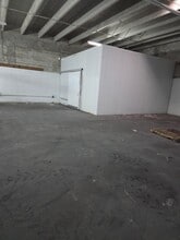 7282-7302 NW 70th St, Miami, FL for lease Interior Photo- Image 2 of 9