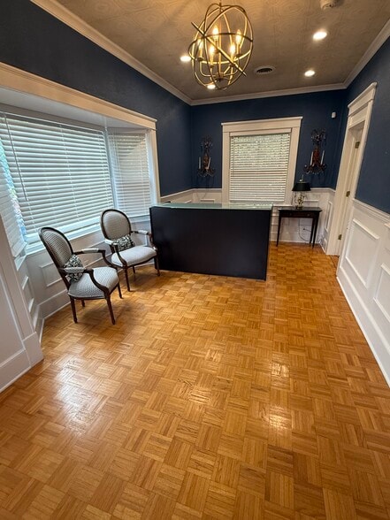 116 W Stone Ave, Greenville, SC for lease - Building Photo - Image 2 of 12