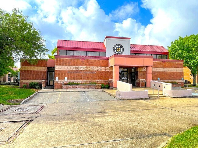 Plus de détails pour 215 Oak Dr S, Lake Jackson, TX - Bureau à louer