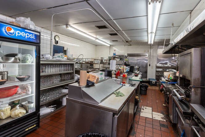 587 Route 303, Blauvelt, NY à vendre - Photo intérieure - Image 3 de 7