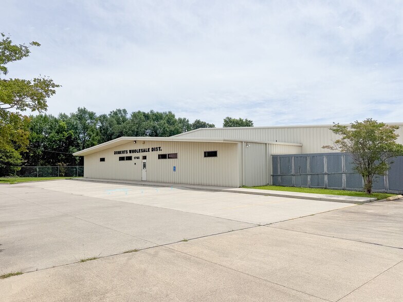 1765 Claiborne Ave, Shreveport, LA à louer - Photo du bâtiment - Image 2 de 10