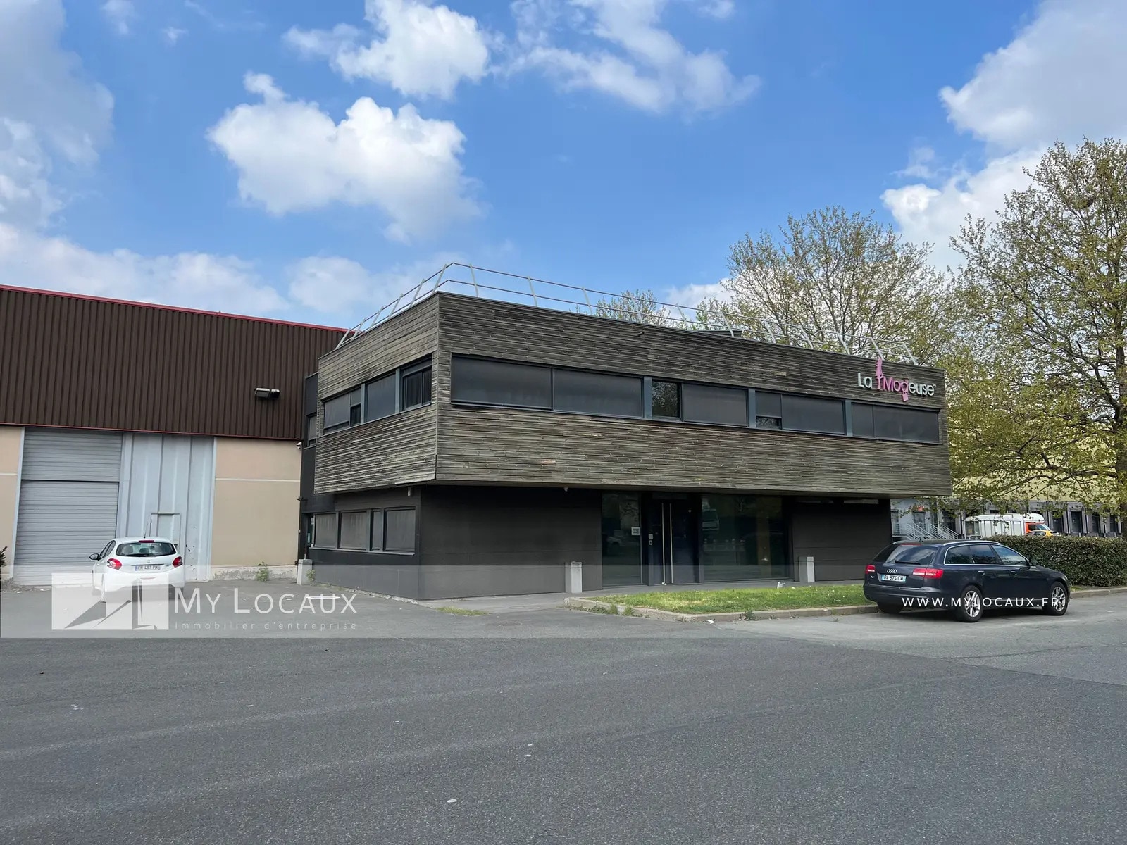 Route Du Mole 2 Et 3, Gennevilliers for lease Building Photo- Image 1 of 8