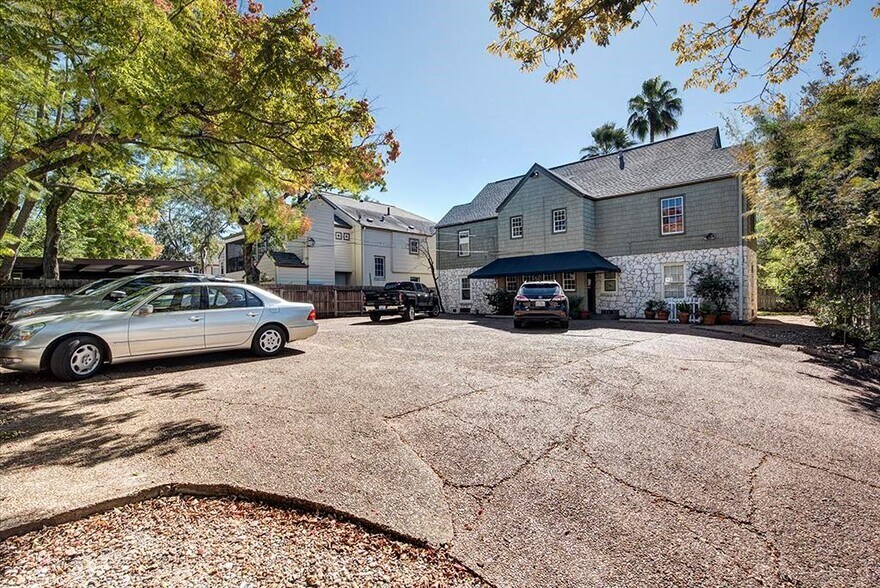 2246 Bissonnet St, Houston, TX à louer - Photo du bâtiment - Image 2 de 20