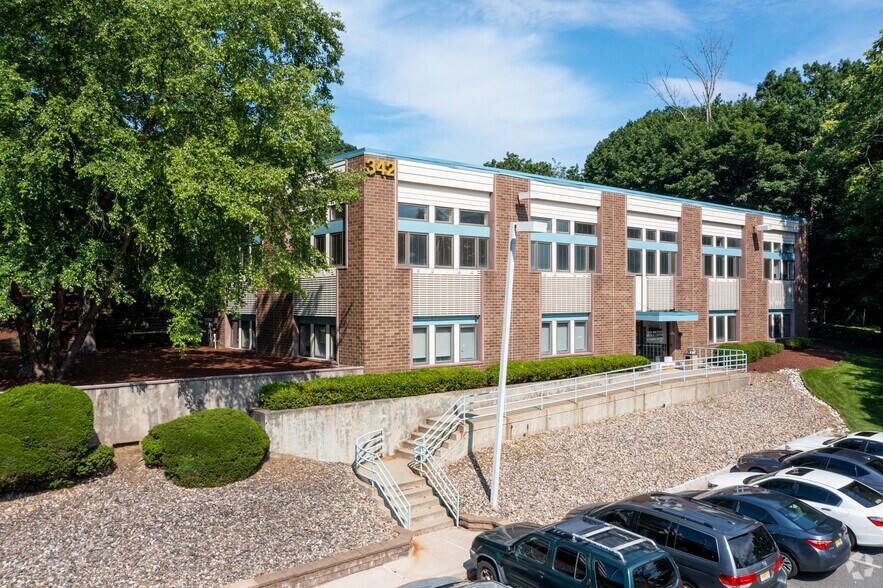 342 Hamburg Tpke, Wayne, NJ à vendre - Photo du bâtiment - Image 3 de 24