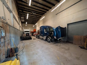 165-203 Eagle Dr, Winnipeg, MB for lease Interior Photo- Image 2 of 2